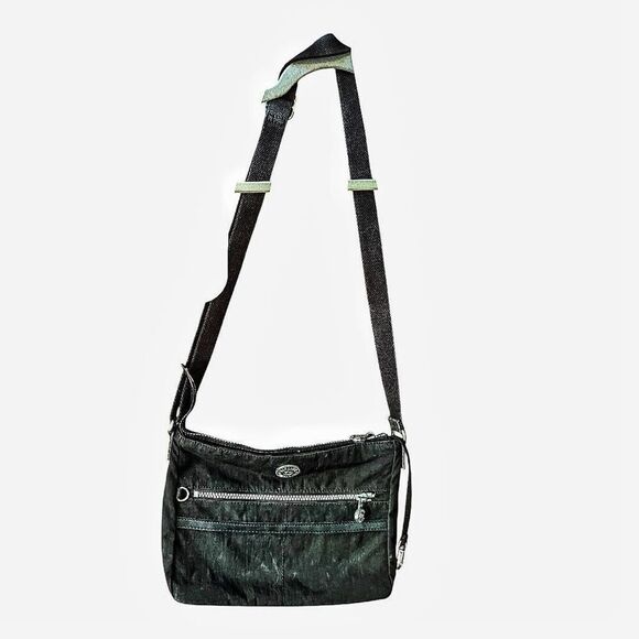 Kipling Black Nylon Crossbody Quiet Luxury Capsule Bag EUC - Picture 1 of 9